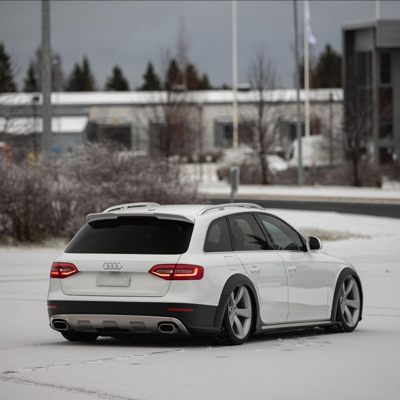 Audi A4 Allroad, 2.0 Petrol, FR 2013 - thumbnail 3