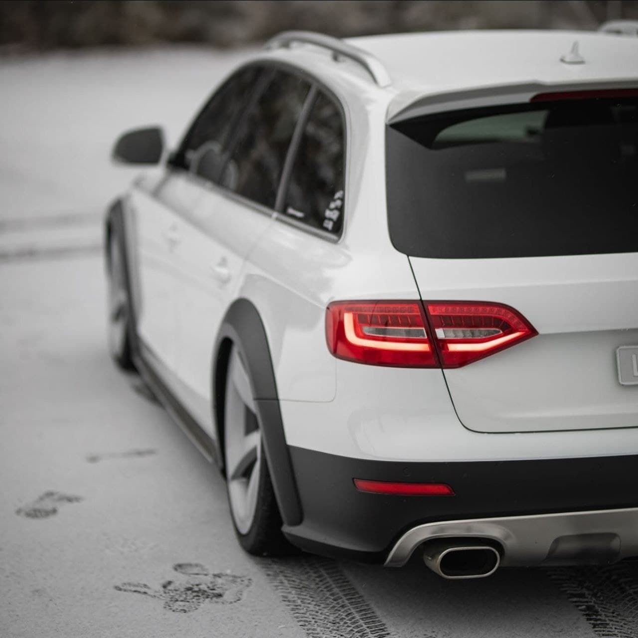 Audi A4 Allroad, 2.0 Petrol, FR 2013 - thumbnail 3